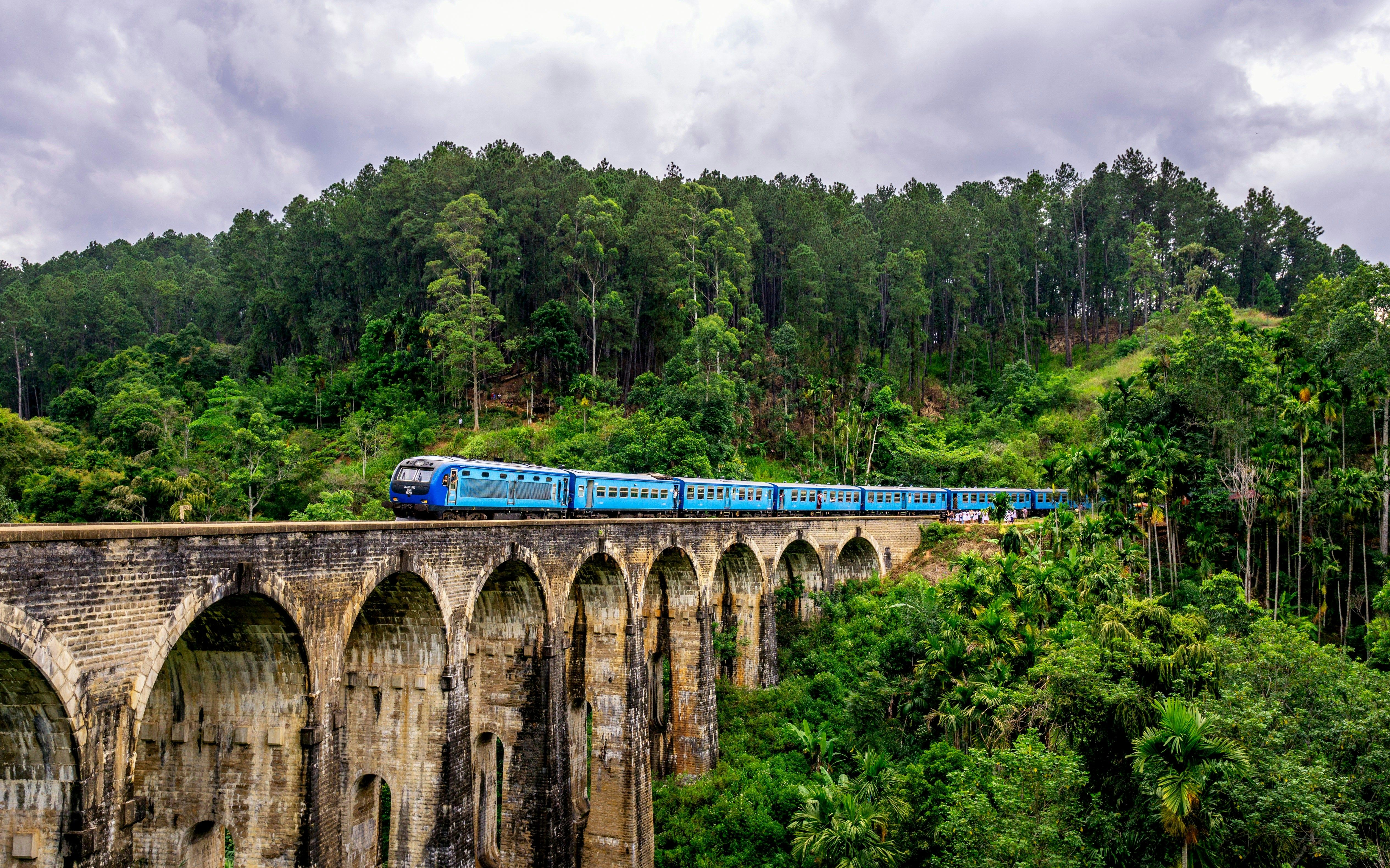 Nine Arches Bridge Sri Lanka