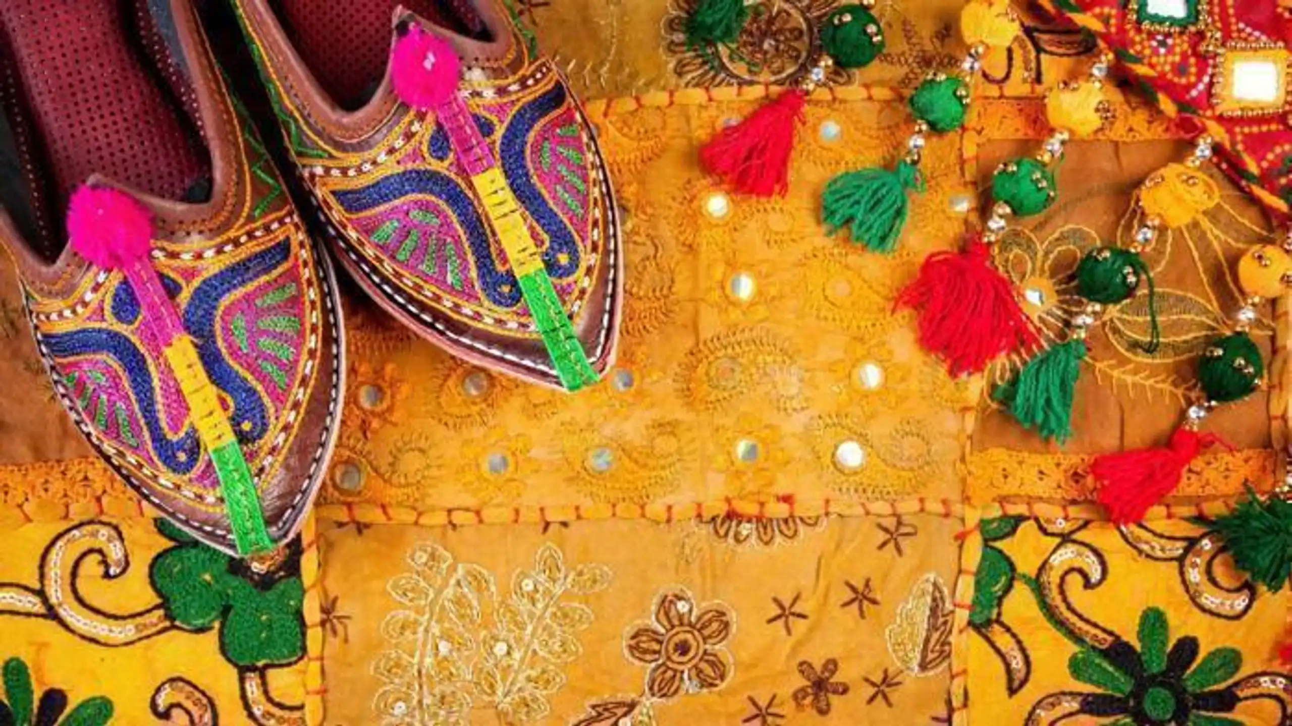 Shop & Explore Jaipur in Far East / India, image_2