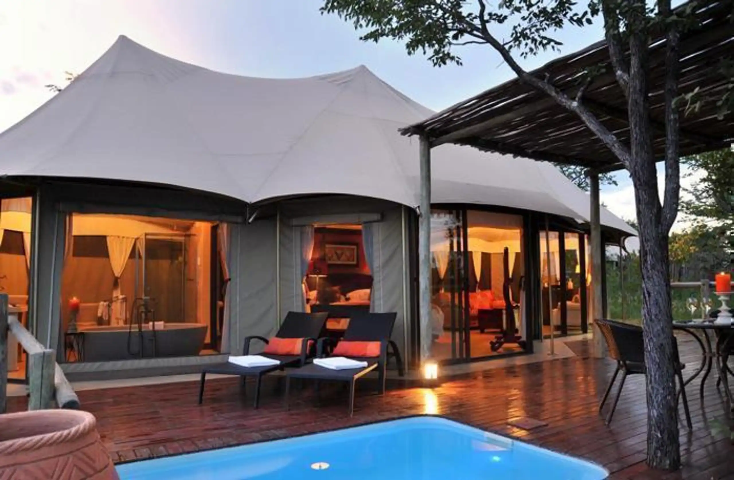  The Elephant Camp in Africa / Zimbabwe, image_1